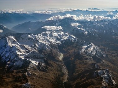 智创聚合API新用户即刻体验Claude Opus 4.1