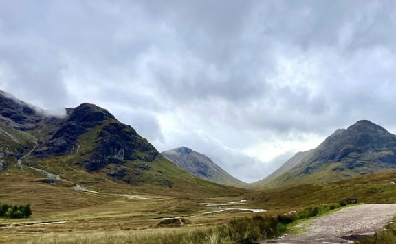 香港推出首个人工智能大模型